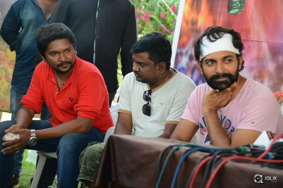 Thikka-Movie-Song-Coverage